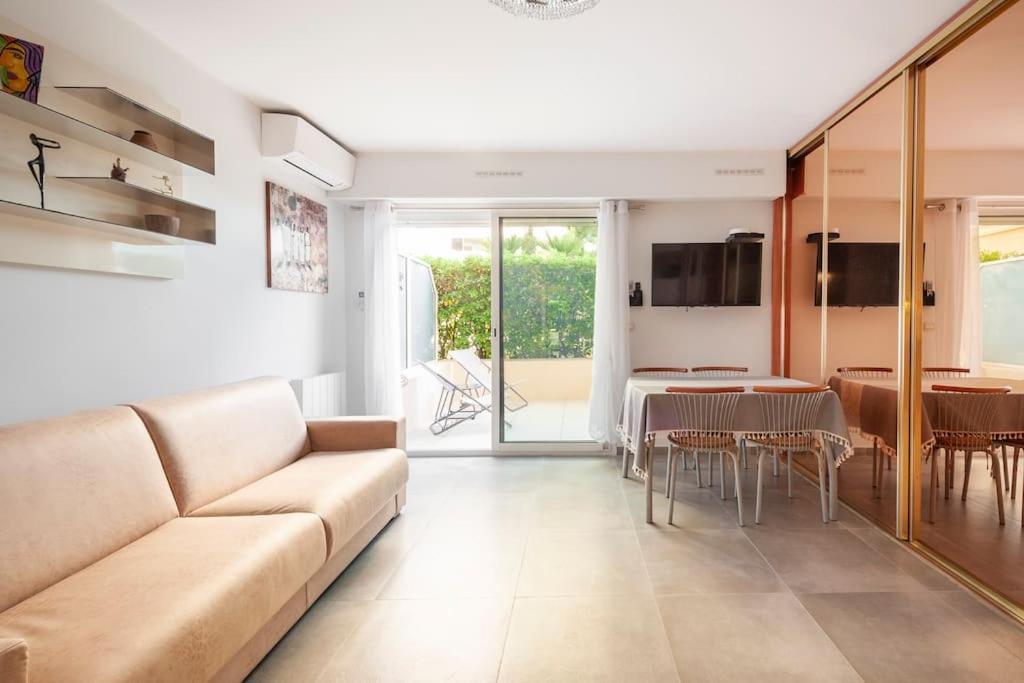 Superbe Studio Avec Terrasse En Front De Mer Menton Extérieur photo