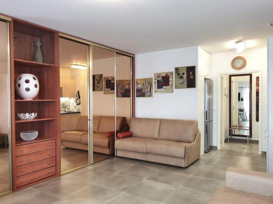 Superbe Studio Avec Terrasse En Front De Mer Menton Extérieur photo