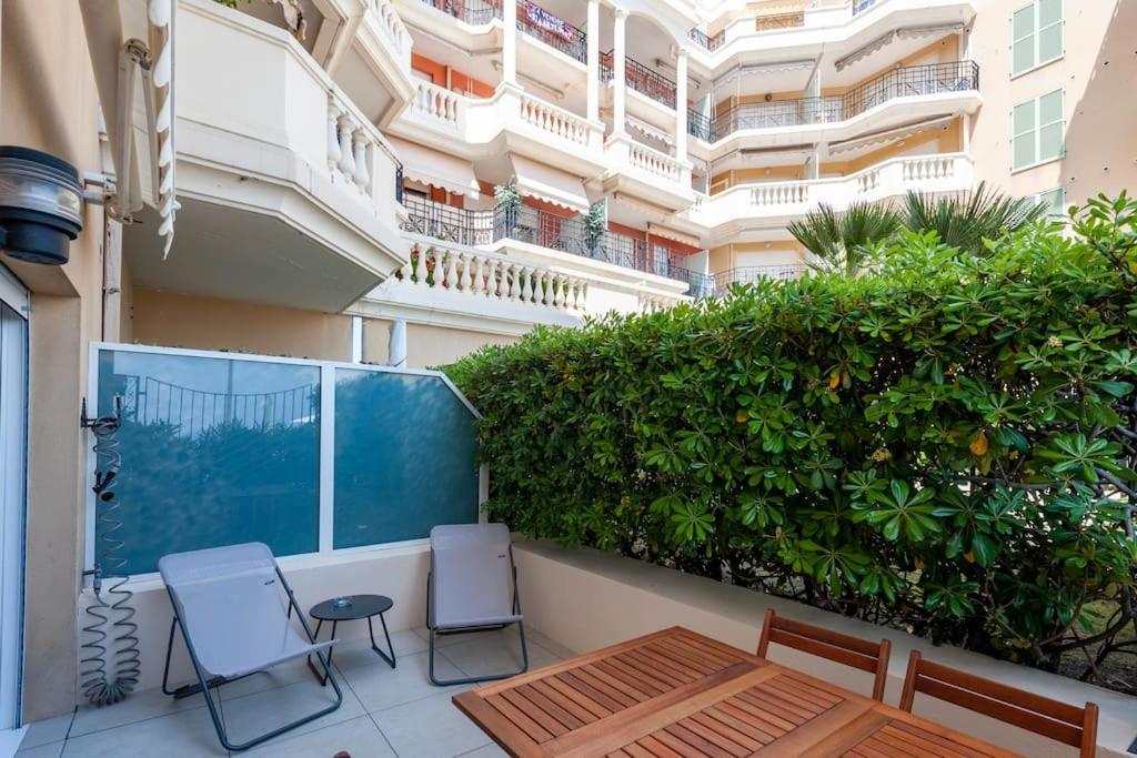 Superbe Studio Avec Terrasse En Front De Mer Menton Extérieur photo